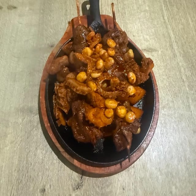 Anticucho Mixto.
